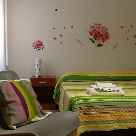 Welcomehome Apartament Catane Chambre photo